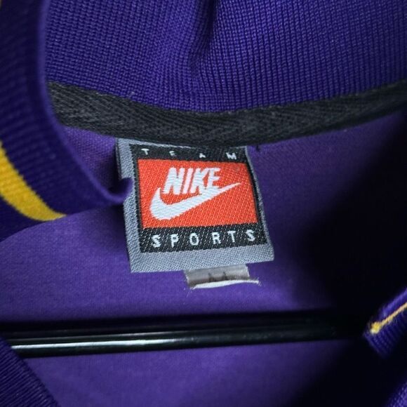 VTG UW University of Washington Cut Off Jersey Shirt Size M - Picture 5 of 5